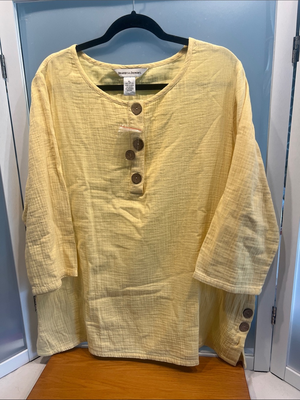 Drapers & Damons yellow cotton top new no tags XL